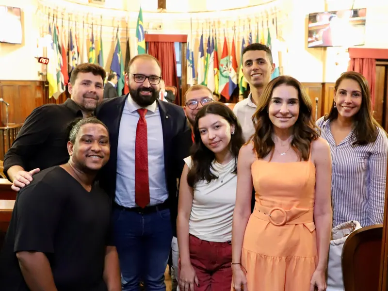 Estudantes participantes do projeto Ciência Presente
